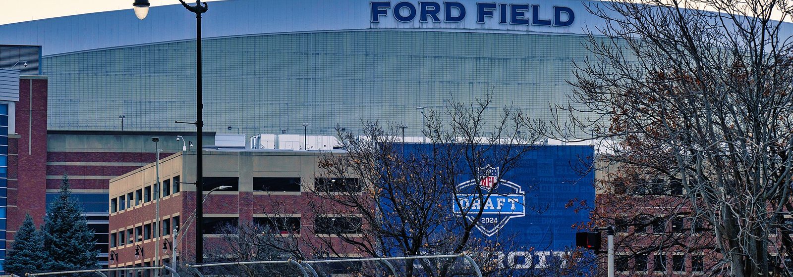 Airports near Ford Field Exterior view of Ford Field stadium in downtown Detroit, Michigan - Ford Field tickets