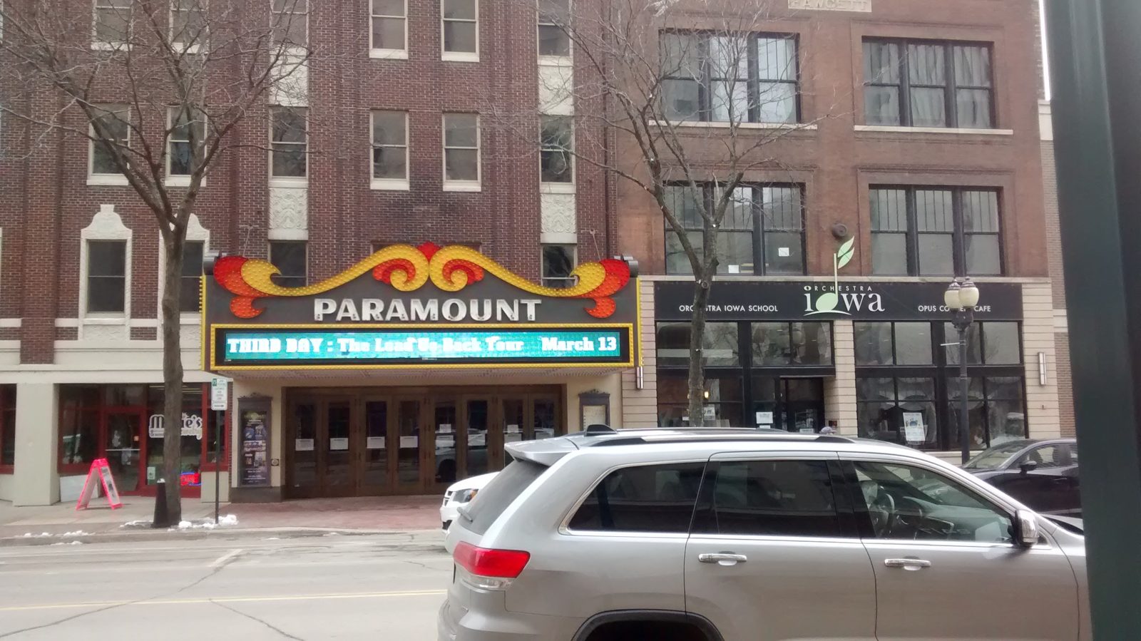 Paramount Theatre - Cedar Rapids event venue - Paramount Theatre - Cedar Rapids tickets