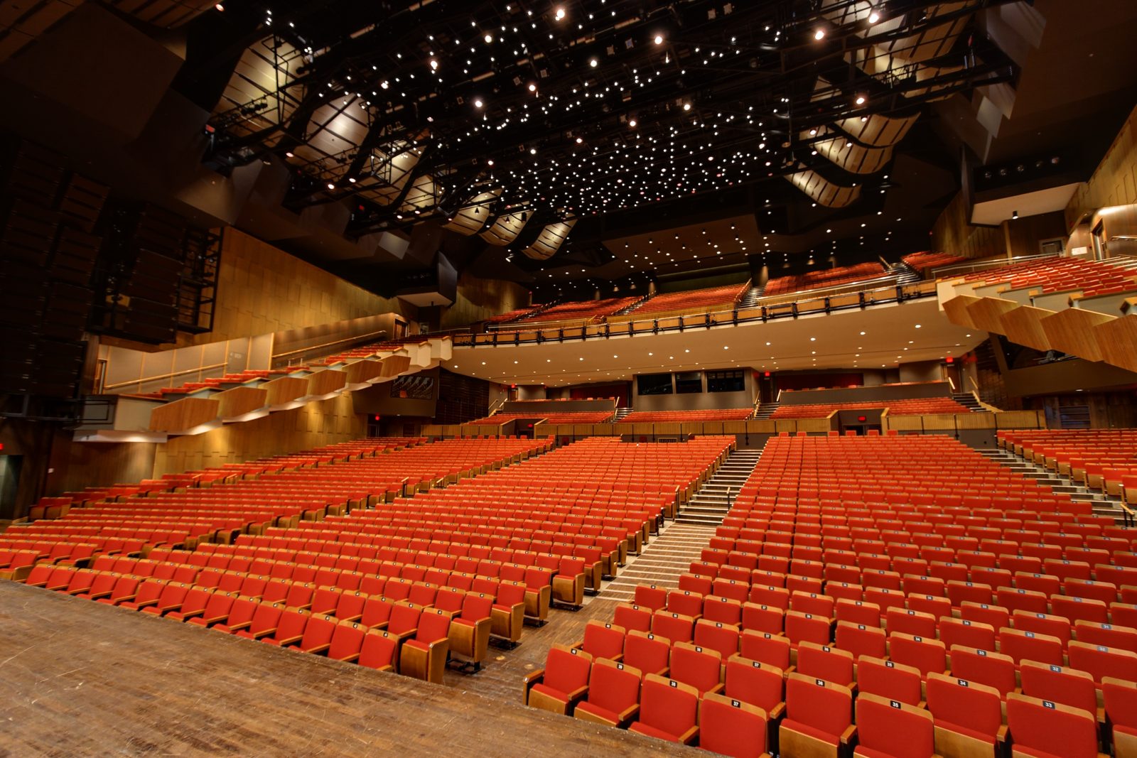 Queen Elizabeth Theatre - Vancouver event venue - Queen Elizabeth Theatre - Vancouver tickets