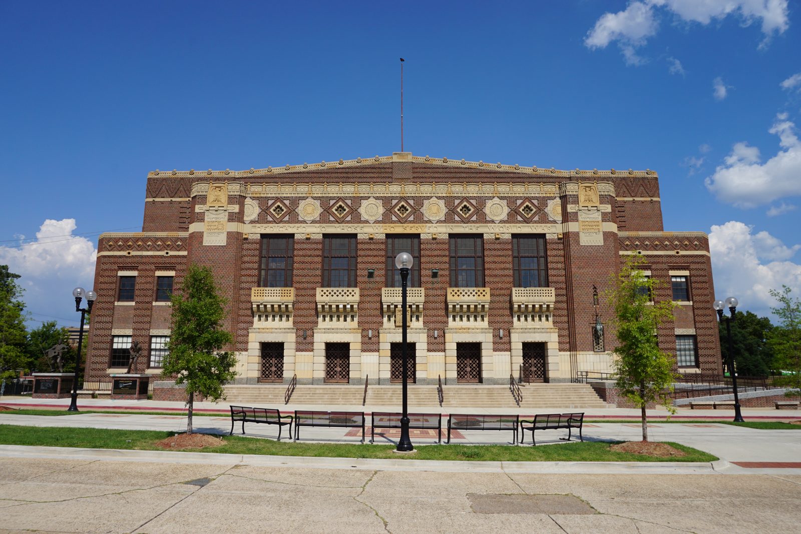 Shreveport Municipal Memorial Auditorium event venue - Shreveport Municipal Memorial Auditorium tickets