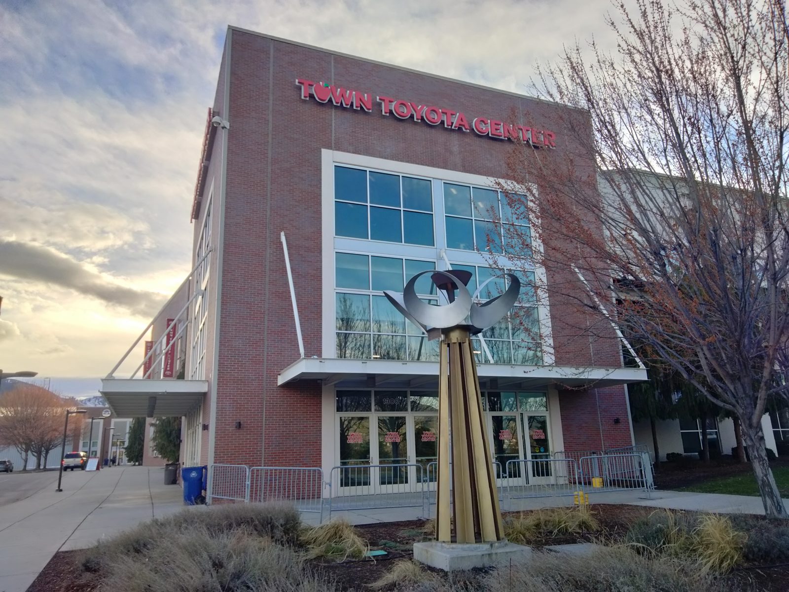 Town Toyota Center event venue - Town Toyota Center tickets