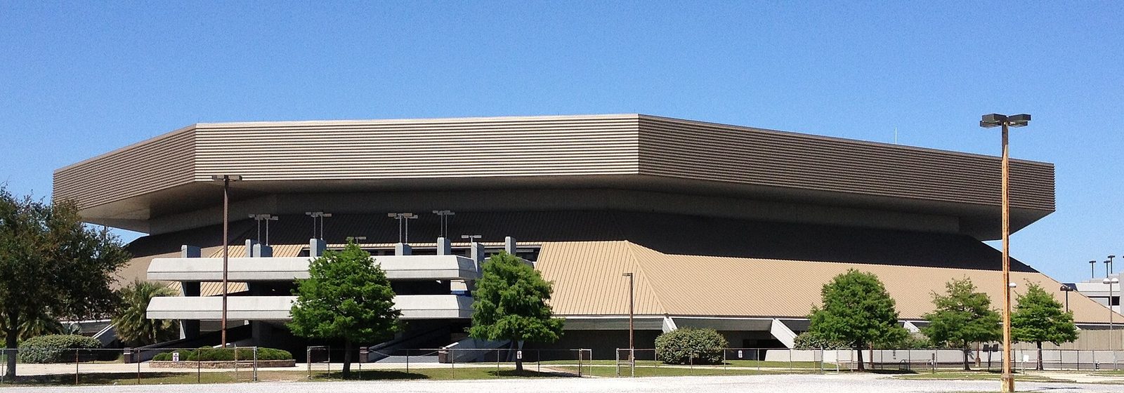 Exterior view of the UNO Lakefront Arena at the University of New Orleans in New Orleans, Louisiana - UNO Lakefront Arena tickets