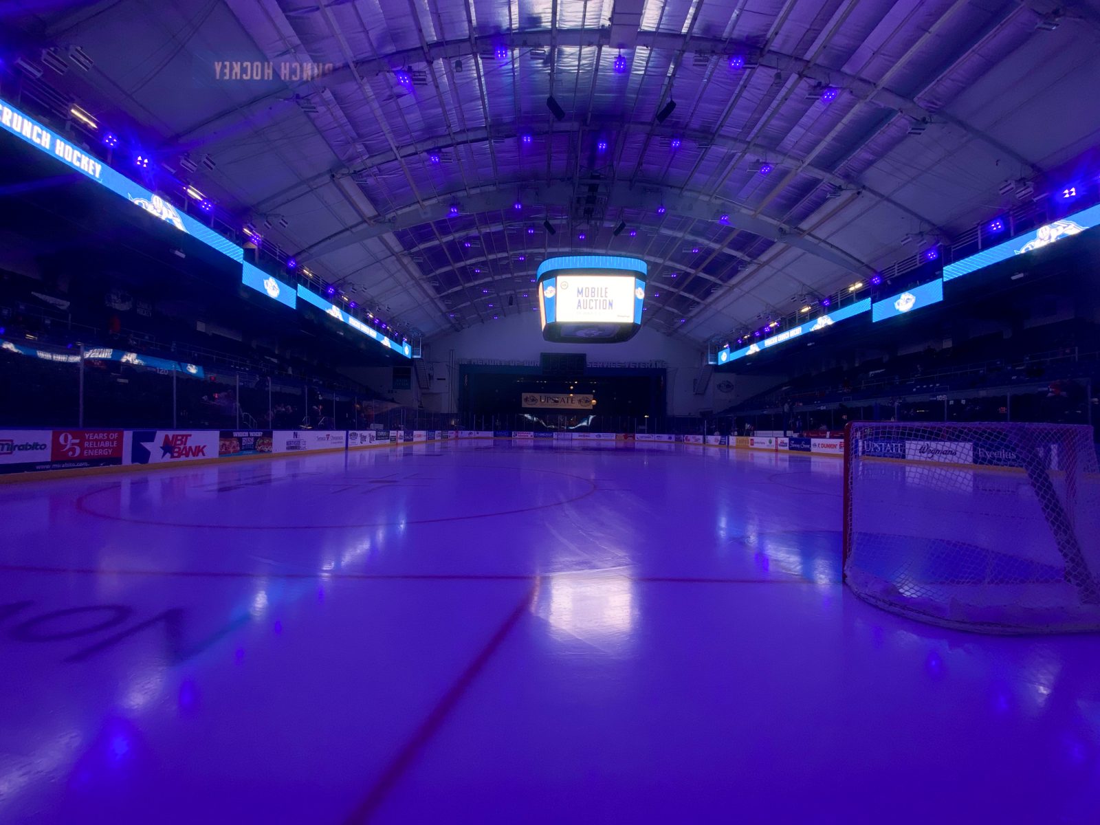 Upstate Medical University Arena at Onondaga County War Memorial event venue - Upstate Medical University Arena at Onondaga County War Memorial tickets