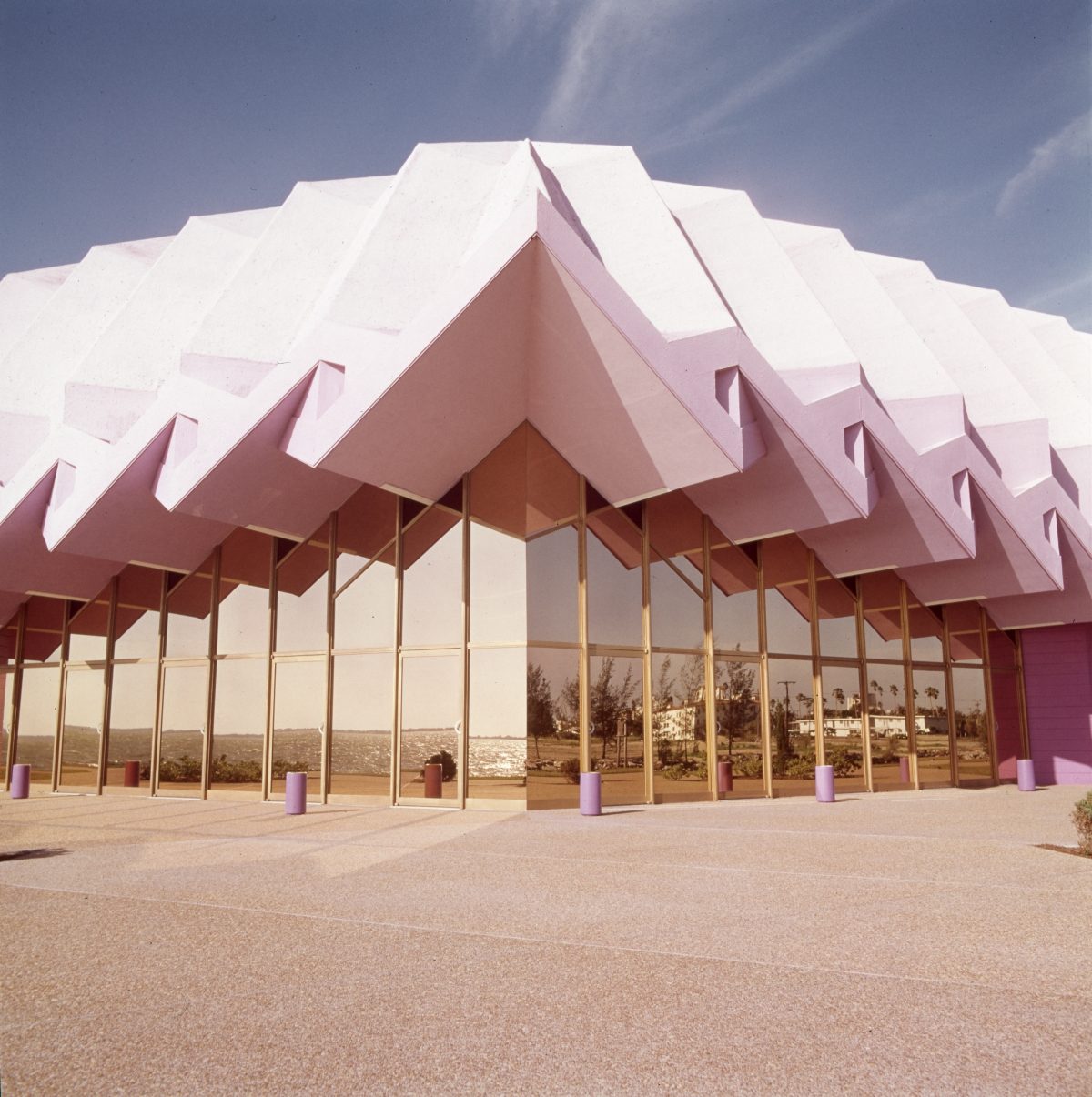 Van Wezel Performing Arts Hall event venue - Van Wezel Performing Arts Hall tickets